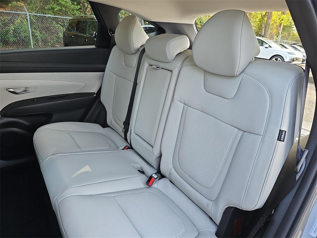 new 2026 Hyundai TUCSON Hybrid car, priced at $33,377