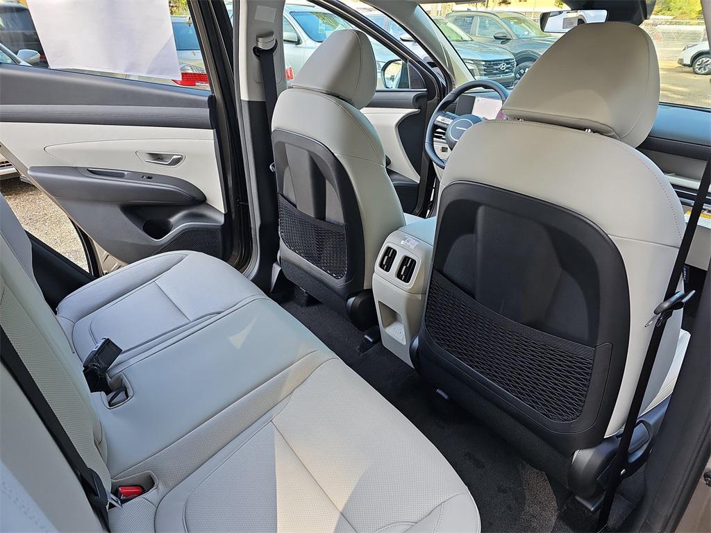 new 2026 Hyundai TUCSON Hybrid car, priced at $33,377