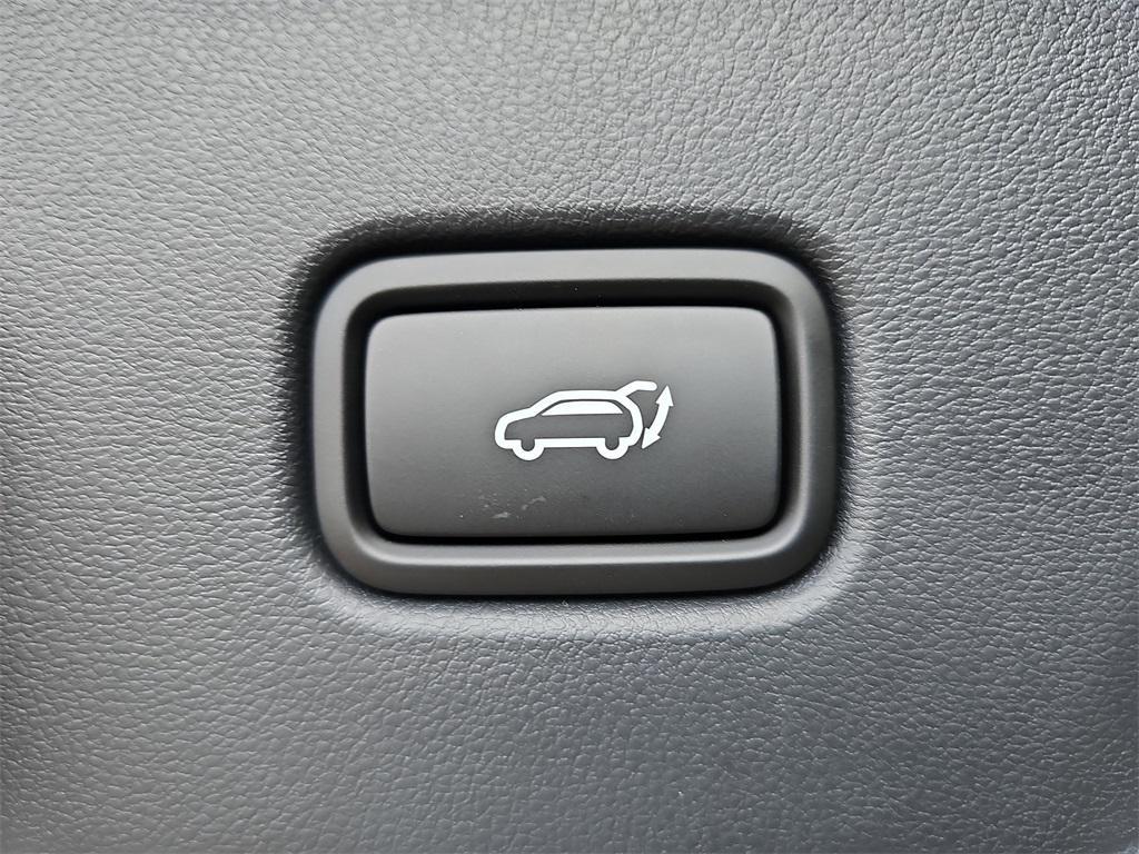 new 2026 Hyundai TUCSON Hybrid car, priced at $33,377