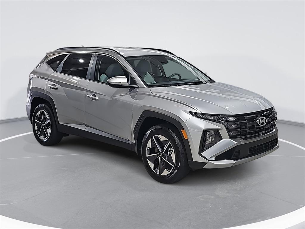 new 2026 Hyundai TUCSON Hybrid car, priced at $33,450