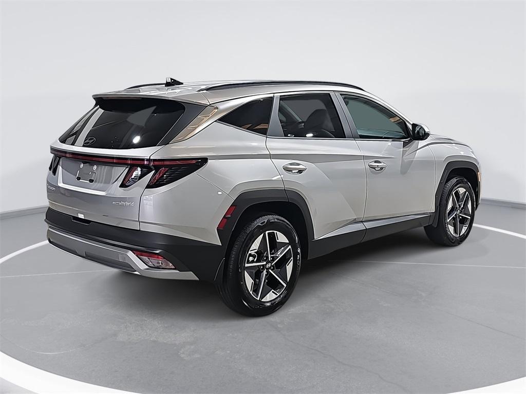 new 2026 Hyundai TUCSON Hybrid car, priced at $33,450