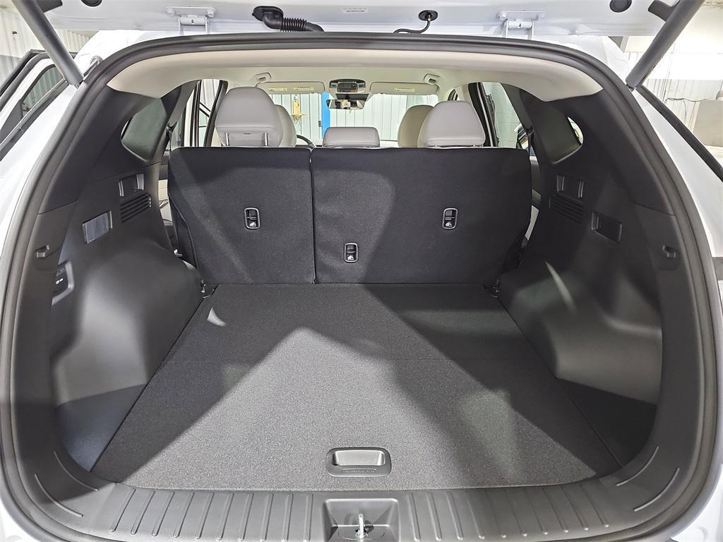 new 2026 Hyundai TUCSON Hybrid car, priced at $33,166