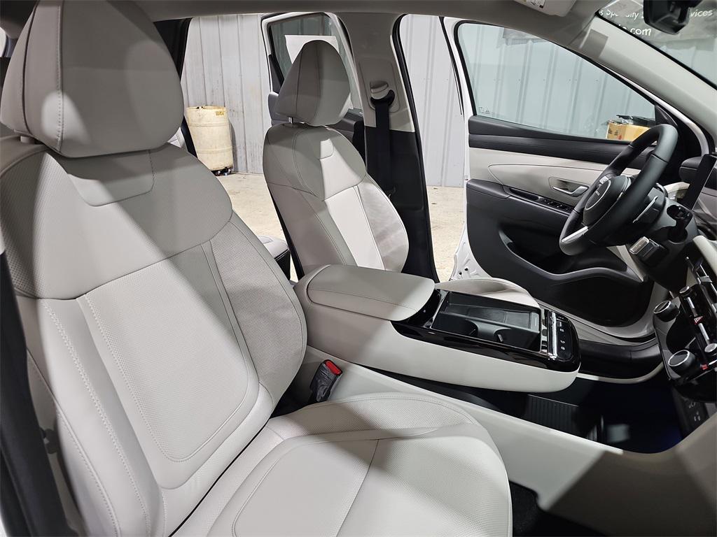 new 2026 Hyundai TUCSON Hybrid car, priced at $33,166