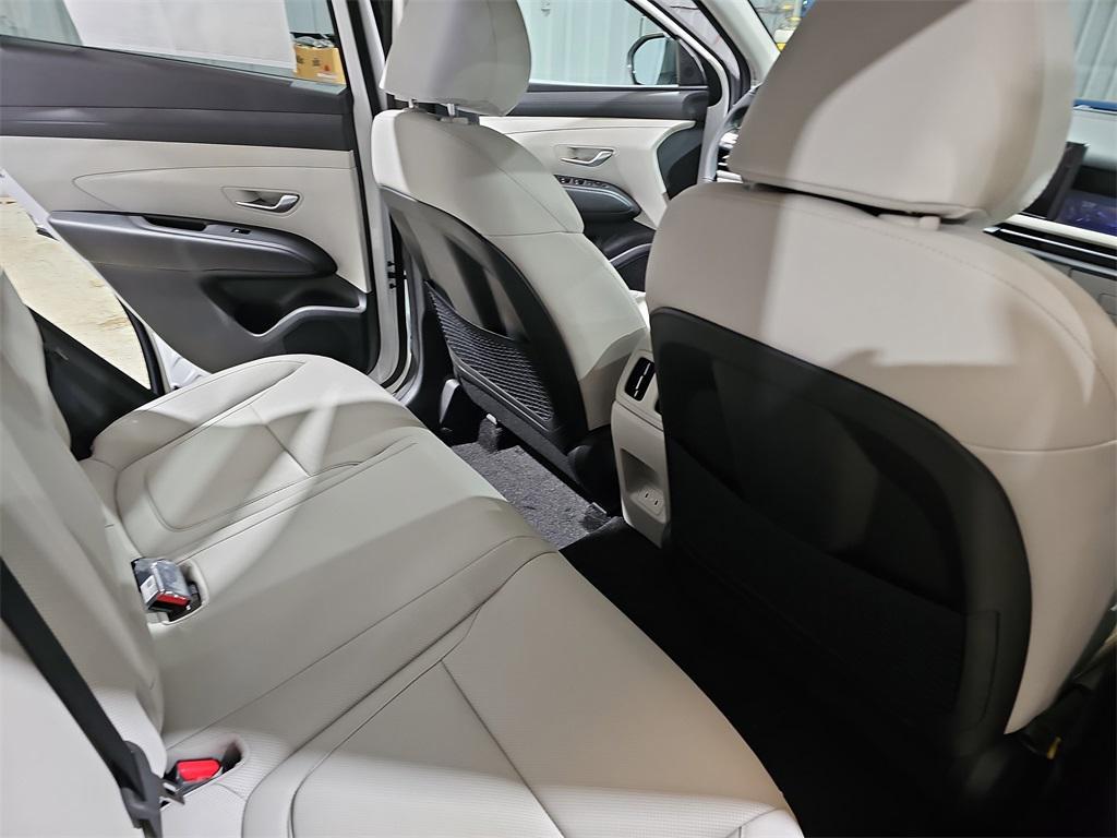 new 2026 Hyundai TUCSON Hybrid car, priced at $33,166