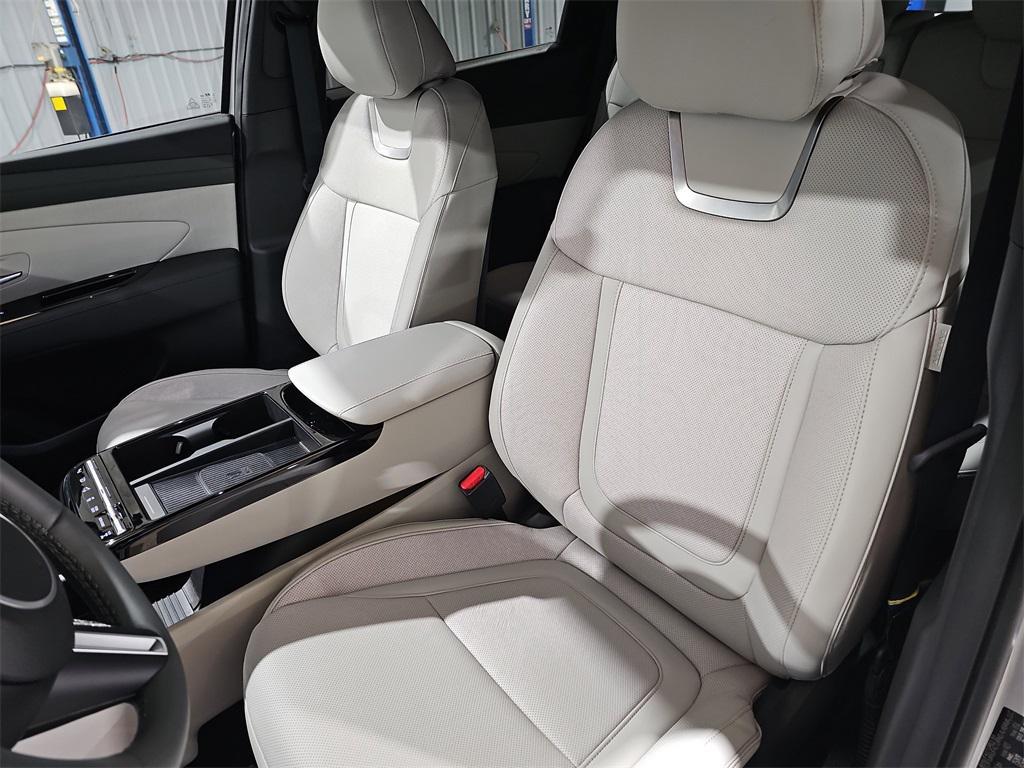 new 2026 Hyundai Tucson car, priced at $40,123