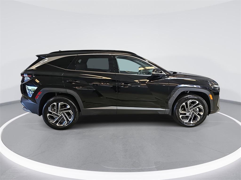 new 2025 Hyundai TUCSON Hybrid car, priced at $36,260