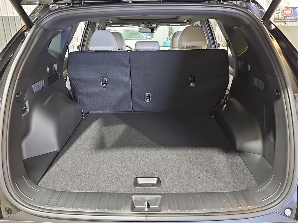 new 2025 Hyundai TUCSON Hybrid car, priced at $36,260