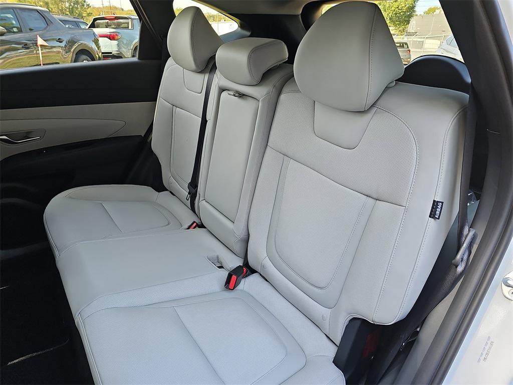 new 2026 Hyundai TUCSON Hybrid car, priced at $33,166