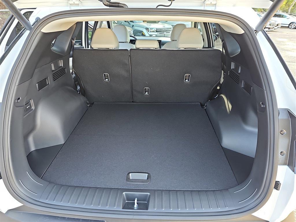 new 2026 Hyundai TUCSON Hybrid car, priced at $33,166