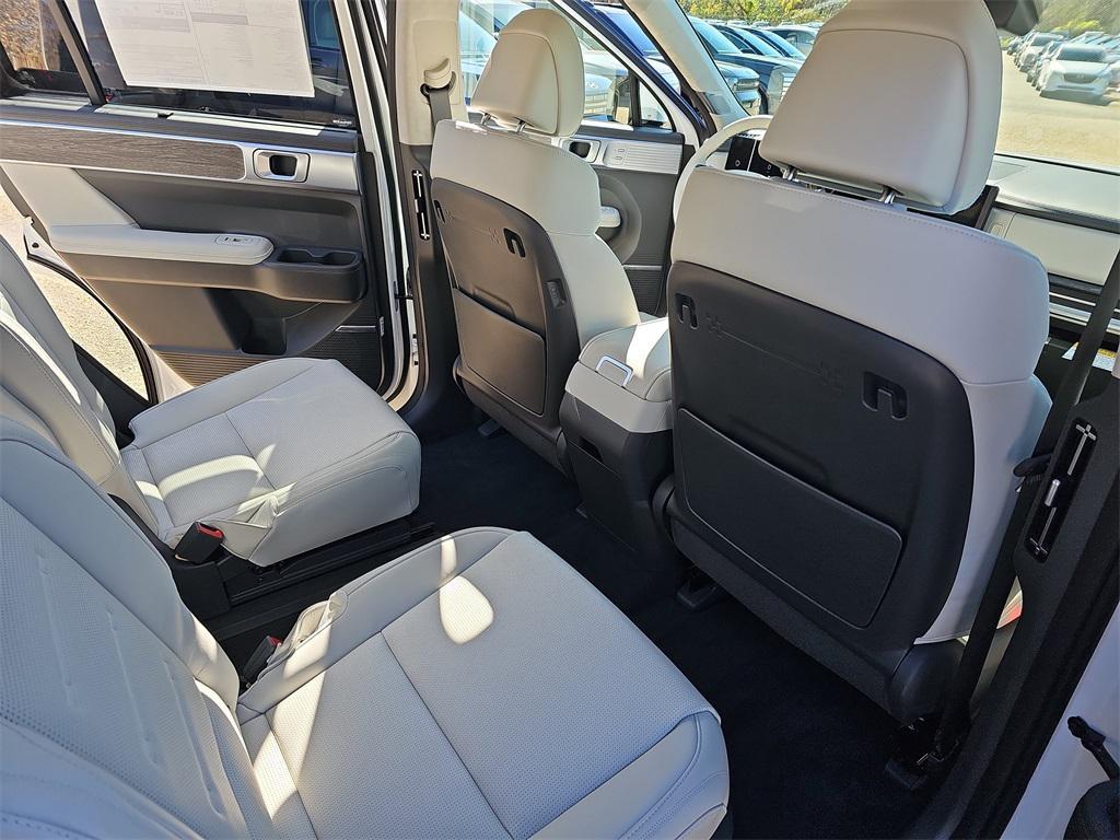 new 2026 Hyundai SANTA FE HEV car, priced at $45,672