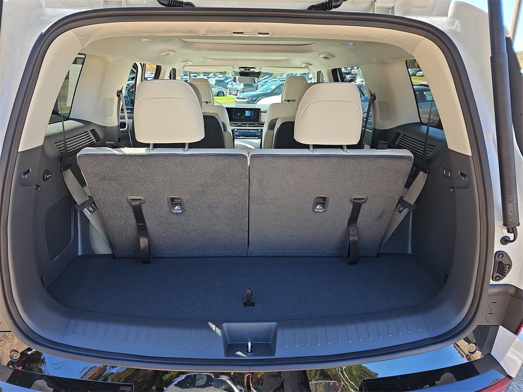 new 2026 Hyundai SANTA FE HEV car, priced at $45,672