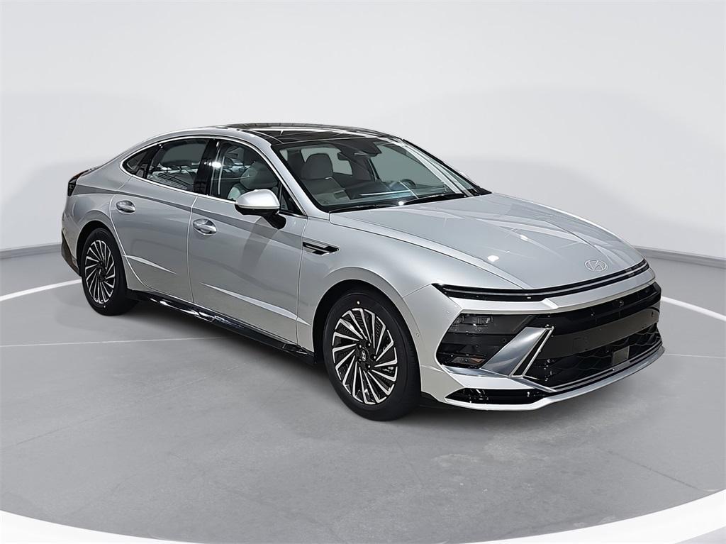 new 2026 Hyundai Sonata Hybrid car, priced at $38,650