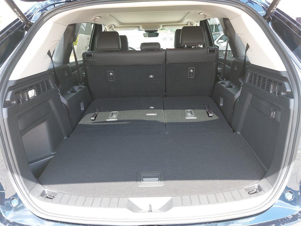 new 2025 Mazda CX-90 car