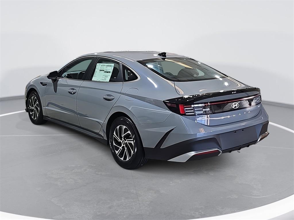 new 2026 Hyundai Sonata Hybrid car, priced at $29,875