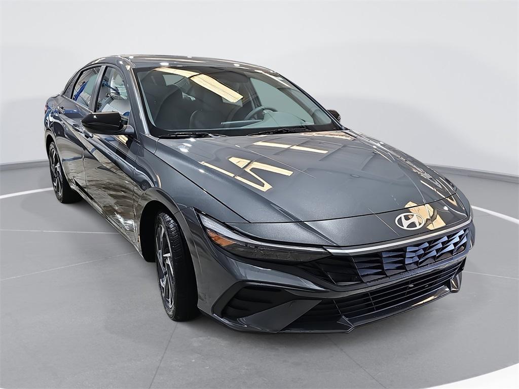 new 2025 Hyundai Elantra car, priced at $21,382