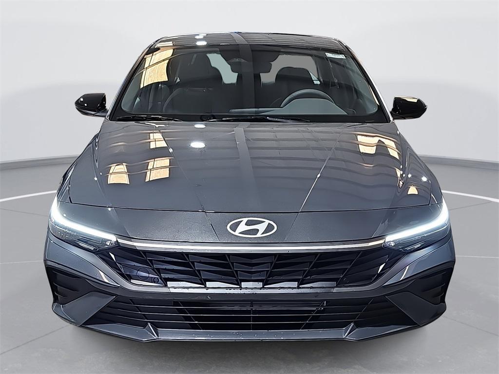 new 2025 Hyundai Elantra car, priced at $21,382
