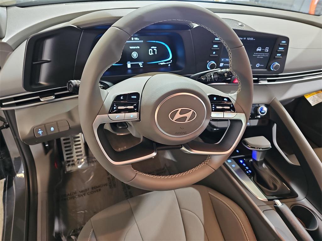 new 2025 Hyundai Elantra car, priced at $21,382