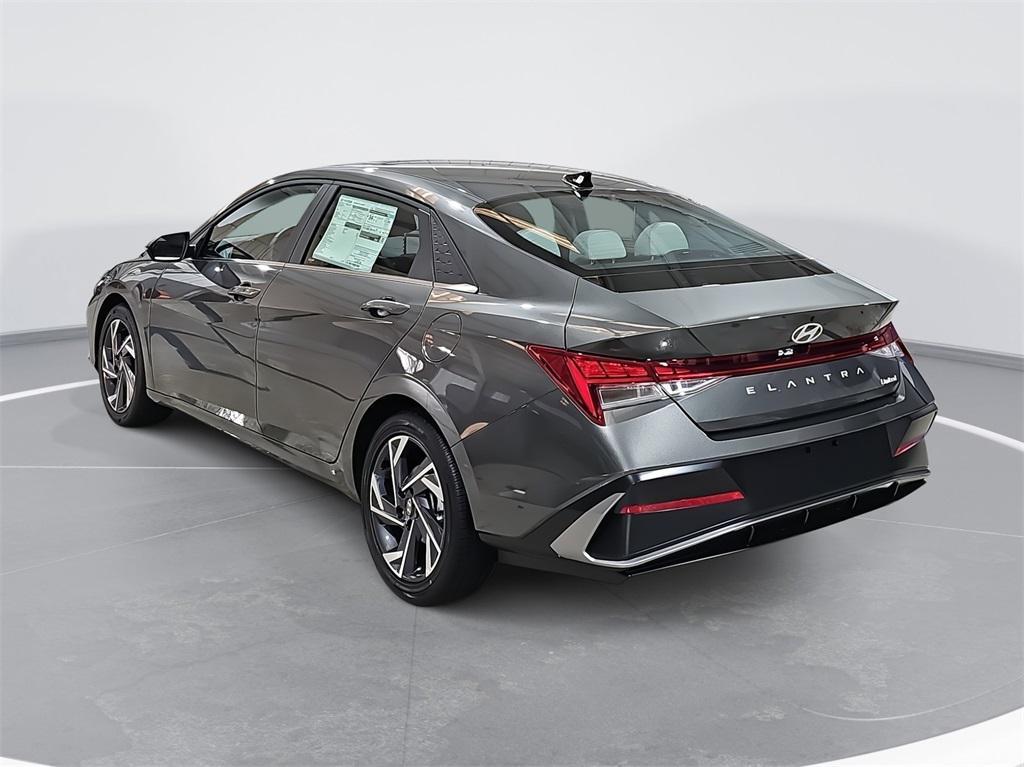 new 2026 Hyundai Elantra car, priced at $27,707