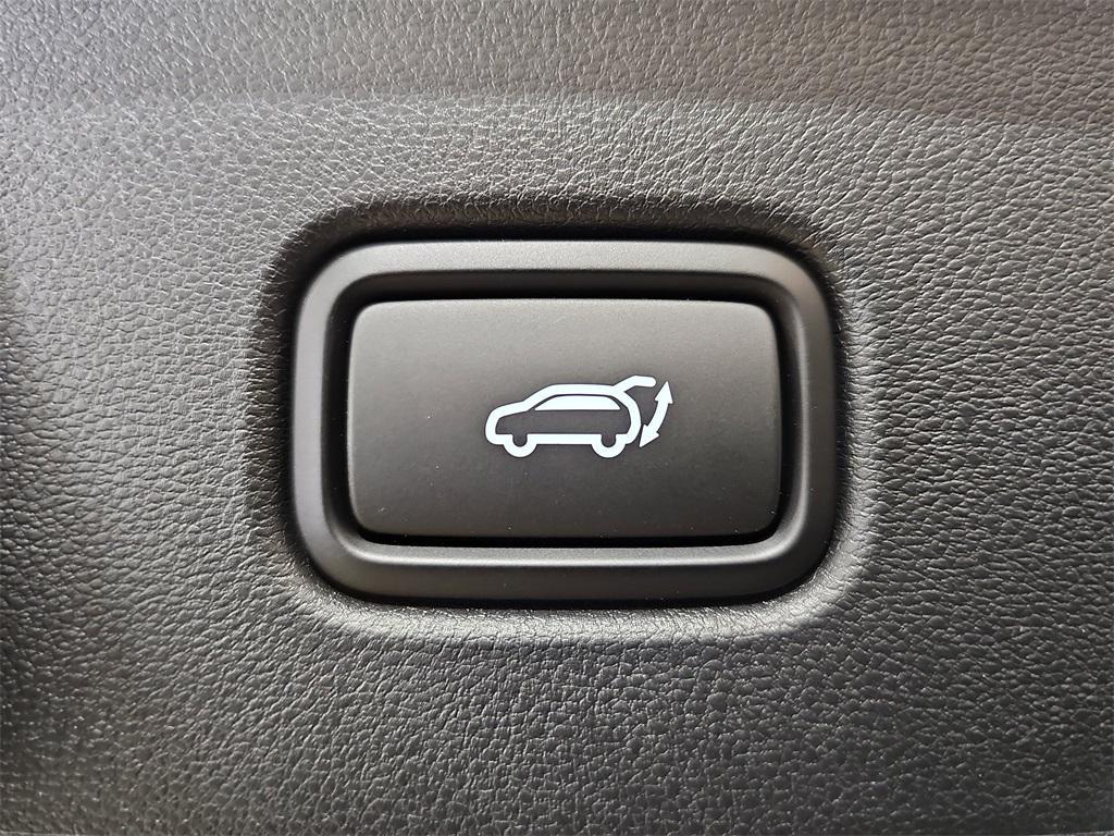 new 2026 Hyundai Tucson car, priced at $32,274