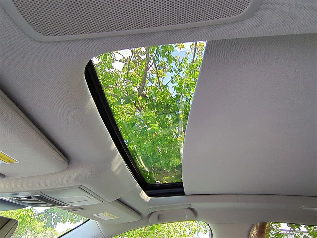 new 2025 Acura RDX car, priced at $54,400