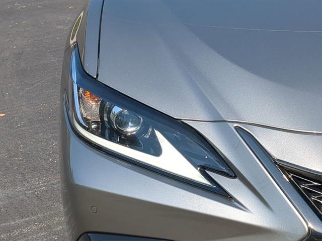used 2019 Lexus ES 350 car, priced at $30,422