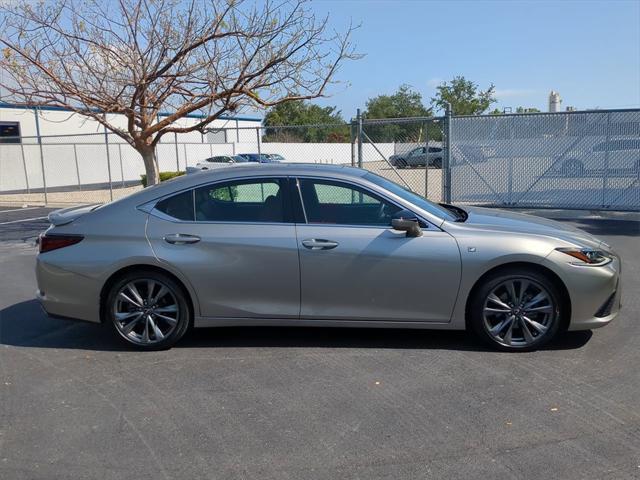 used 2019 Lexus ES 350 car, priced at $30,422