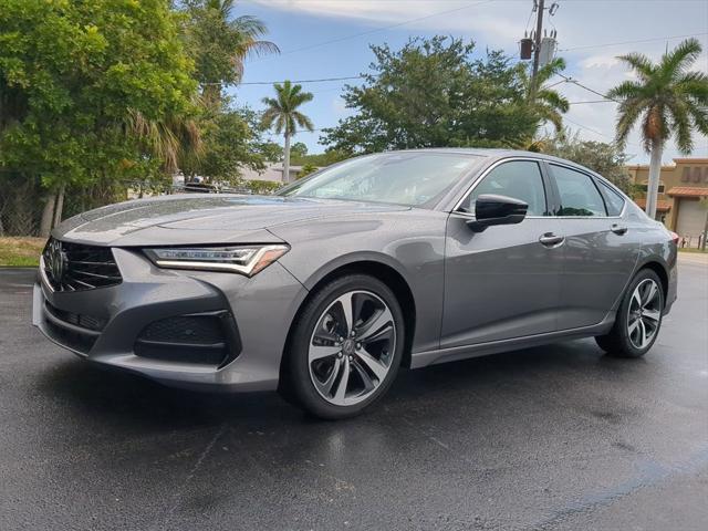 used 2025 Acura TLX car, priced at $38,101