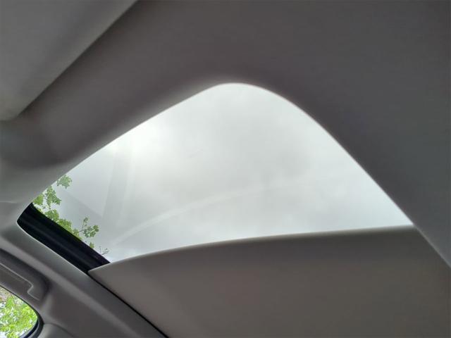 used 2023 Acura MDX car, priced at $42,806