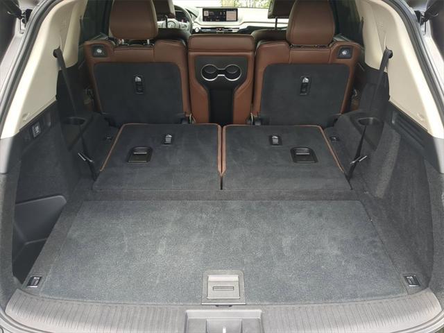 used 2023 Acura MDX car, priced at $42,806