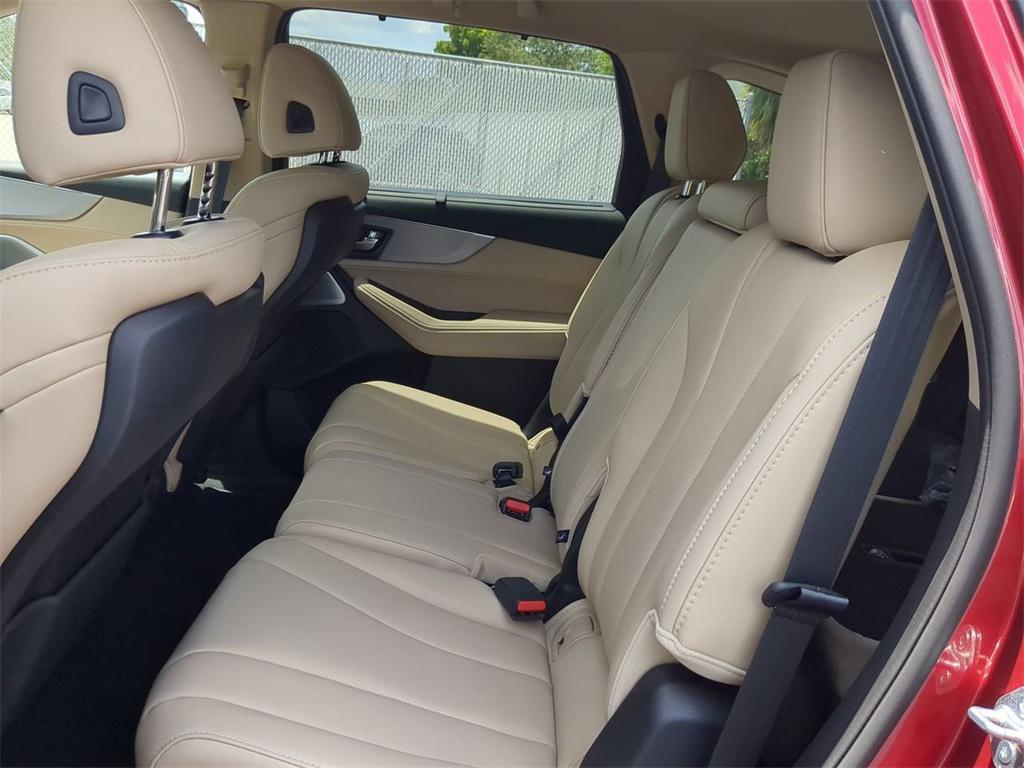 used 2025 Acura MDX car, priced at $48,751