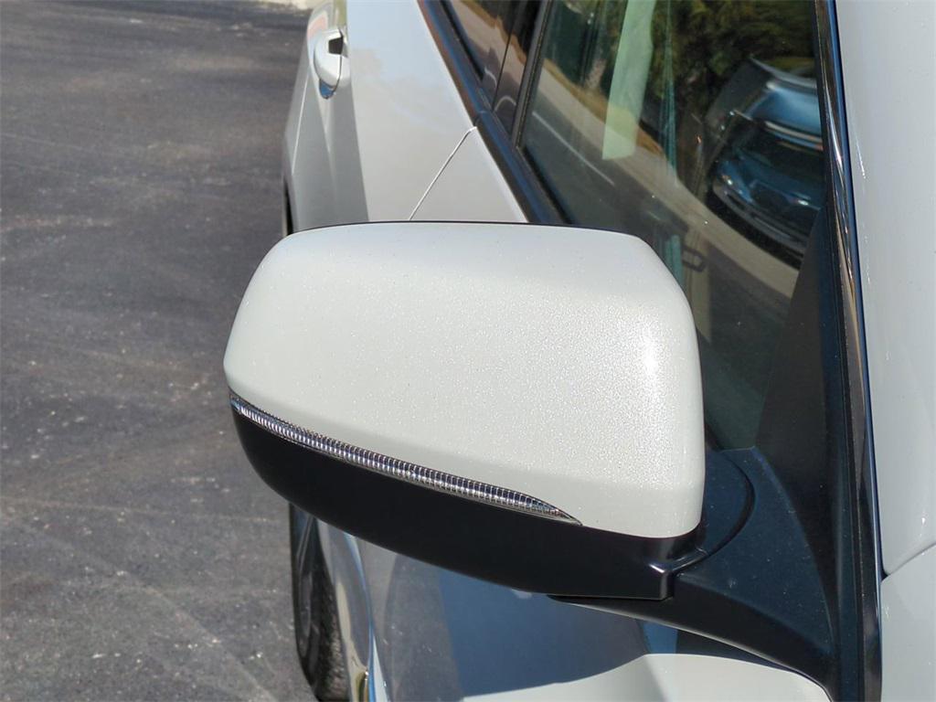 new 2026 Acura RDX car, priced at $49,650