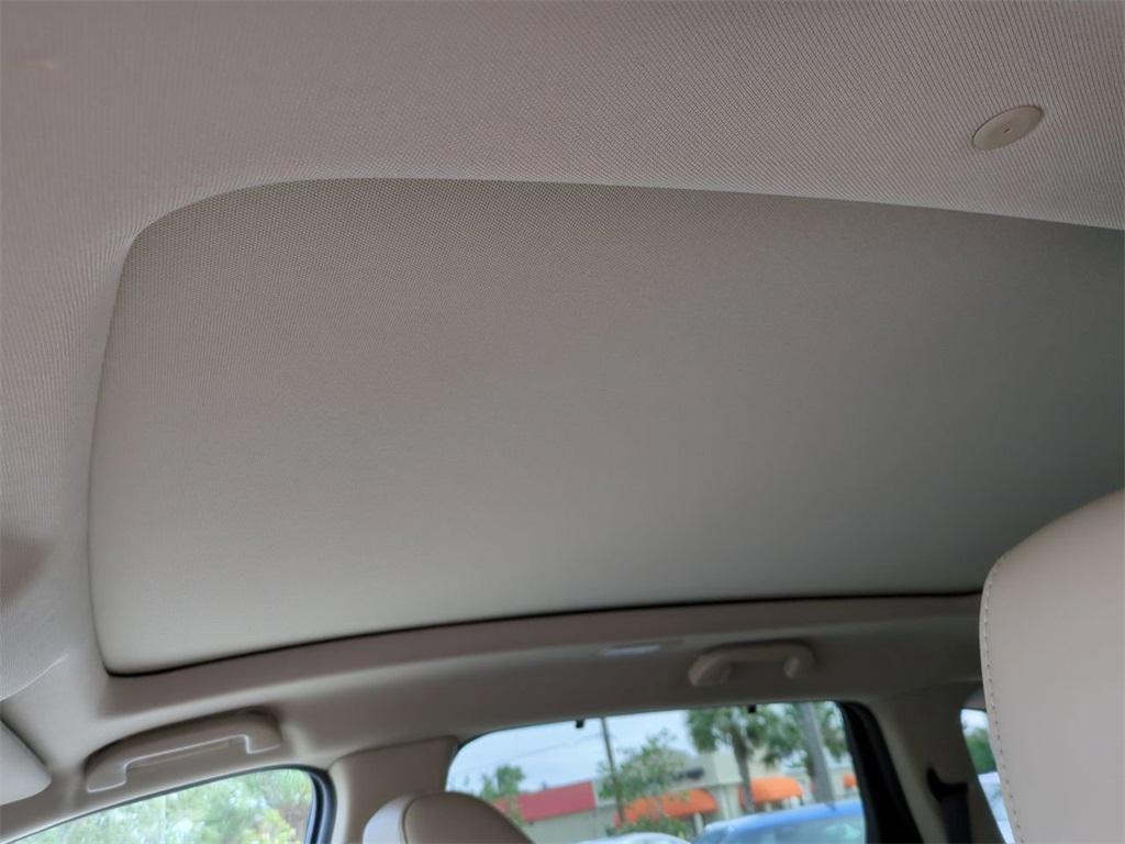 used 2022 Acura MDX car, priced at $32,930