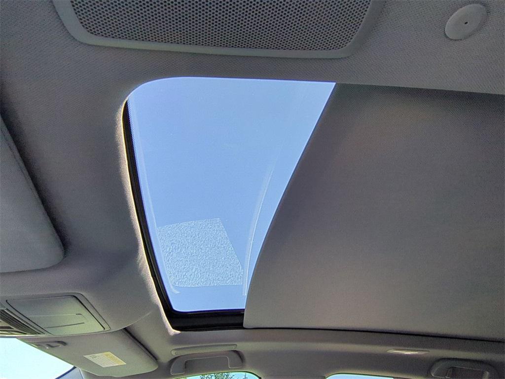 used 2022 Acura RDX car, priced at $31,791