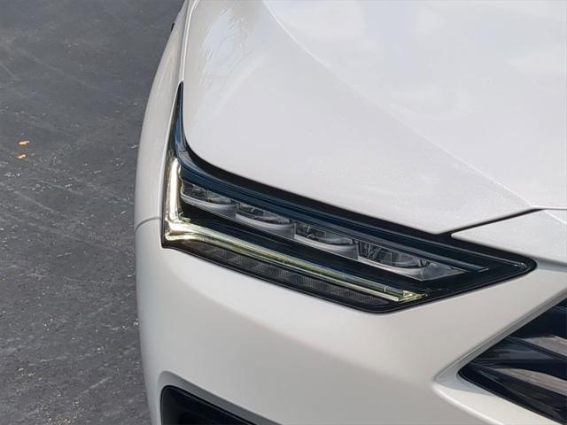 new 2025 Acura MDX car, priced at $70,250