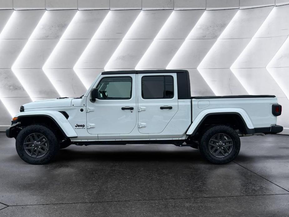 new 2024 Jeep Gladiator car, priced at $48,003