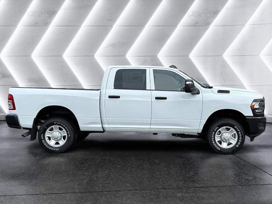 new 2024 Ram 3500 car, priced at $52,302