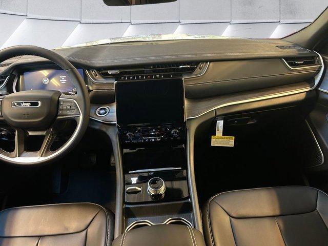 new 2025 Jeep Grand Cherokee car, priced at $50,475