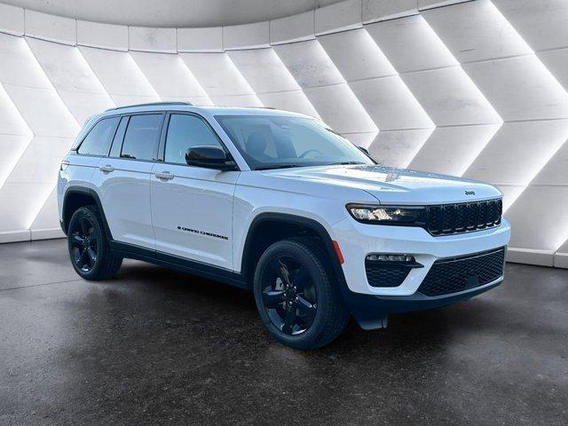 new 2025 Jeep Grand Cherokee car, priced at $50,475