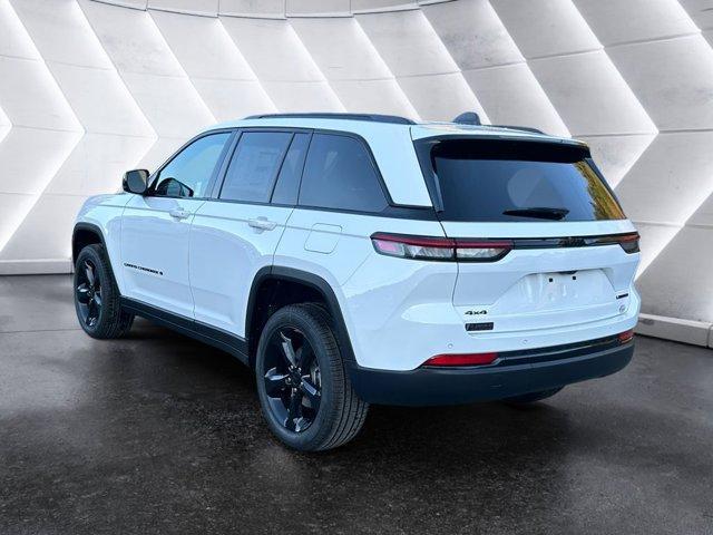 new 2025 Jeep Grand Cherokee car, priced at $50,475