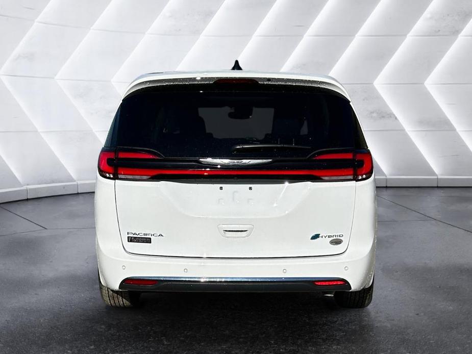 new 2023 Chrysler Pacifica Hybrid car, priced at $47,980