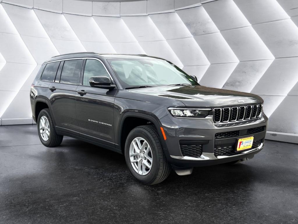 new 2025 Jeep Grand Cherokee L car, priced at $43,715