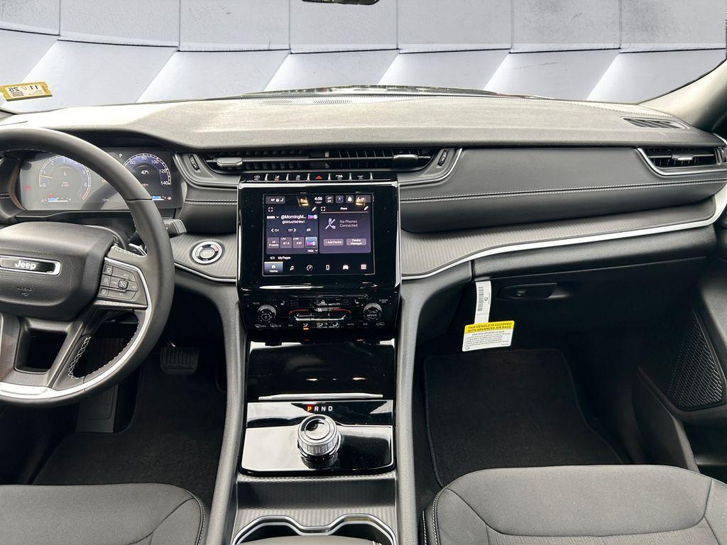 new 2025 Jeep Grand Cherokee L car, priced at $44,224