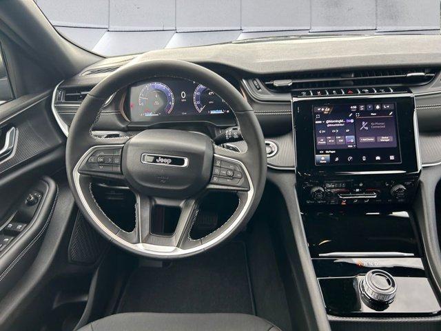 new 2025 Jeep Grand Cherokee L car, priced at $42,715