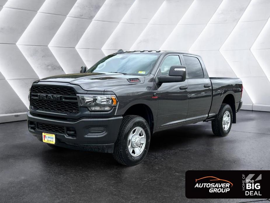 new 2024 Ram 3500 car, priced at $61,015