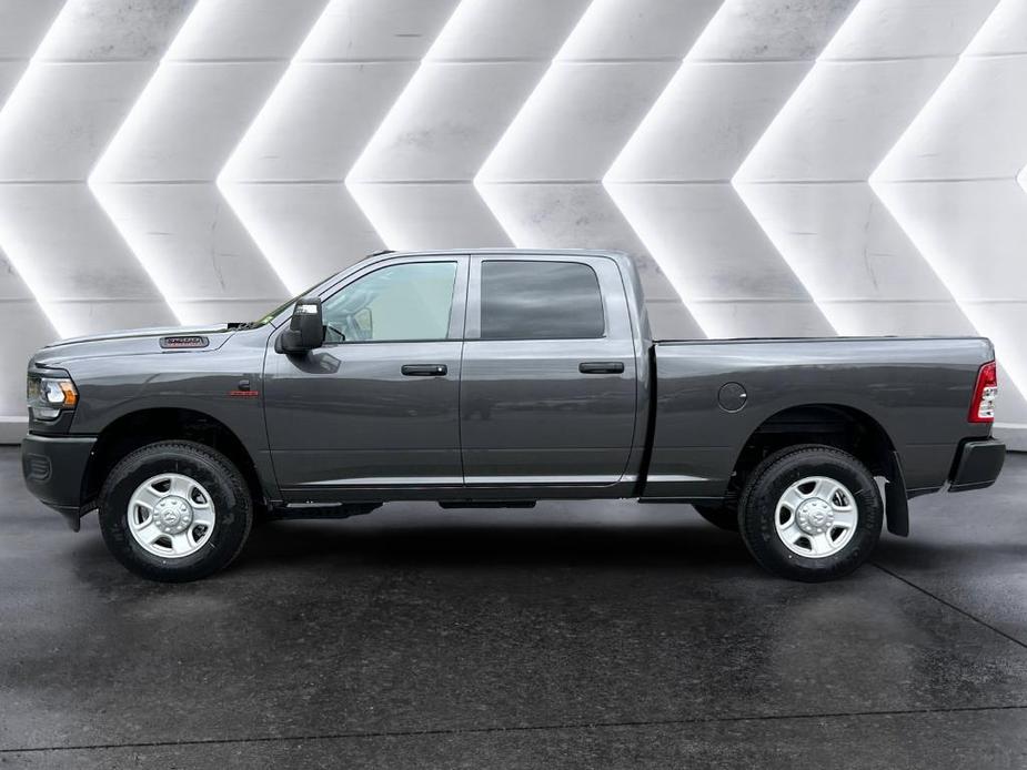 new 2024 Ram 3500 car, priced at $61,015