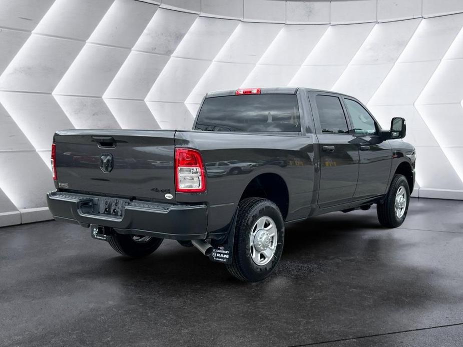 new 2024 Ram 3500 car, priced at $61,015