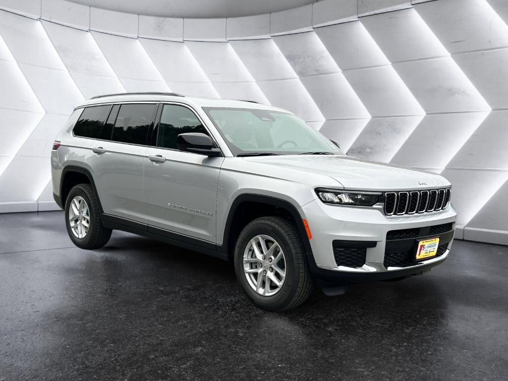 new 2025 Jeep Grand Cherokee L car, priced at $45,215