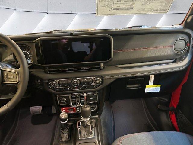 new 2025 Jeep Gladiator car, priced at $51,235