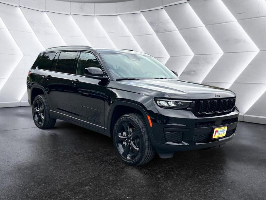 new 2025 Jeep Grand Cherokee L car, priced at $47,175