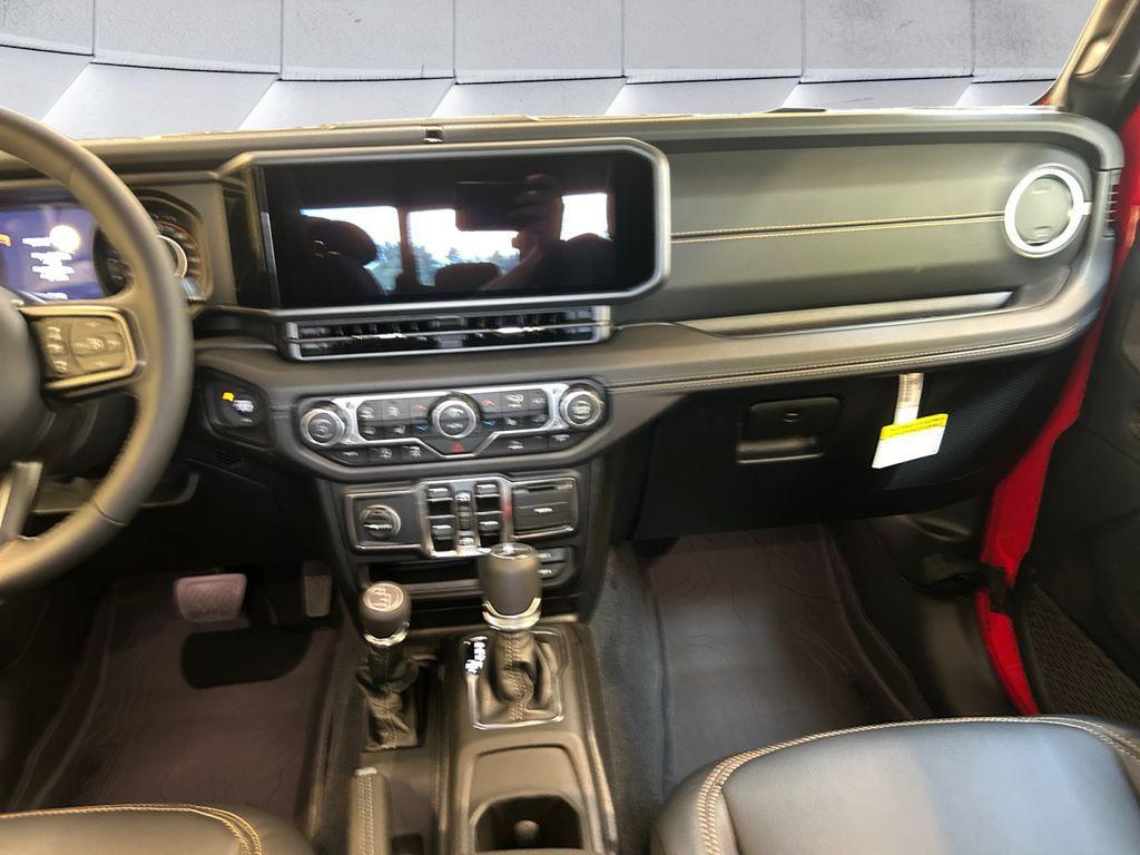 new 2025 Jeep Gladiator car, priced at $46,109